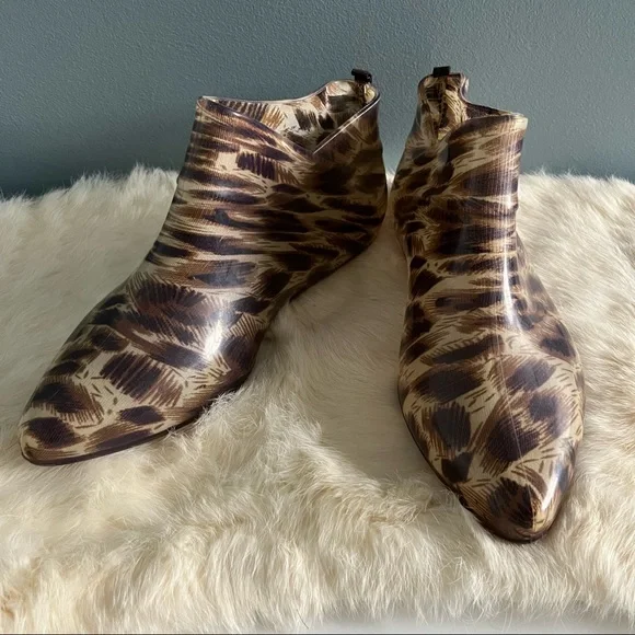 Capelli New York Cheetah Print Rain Boots - Picture 2 of 10